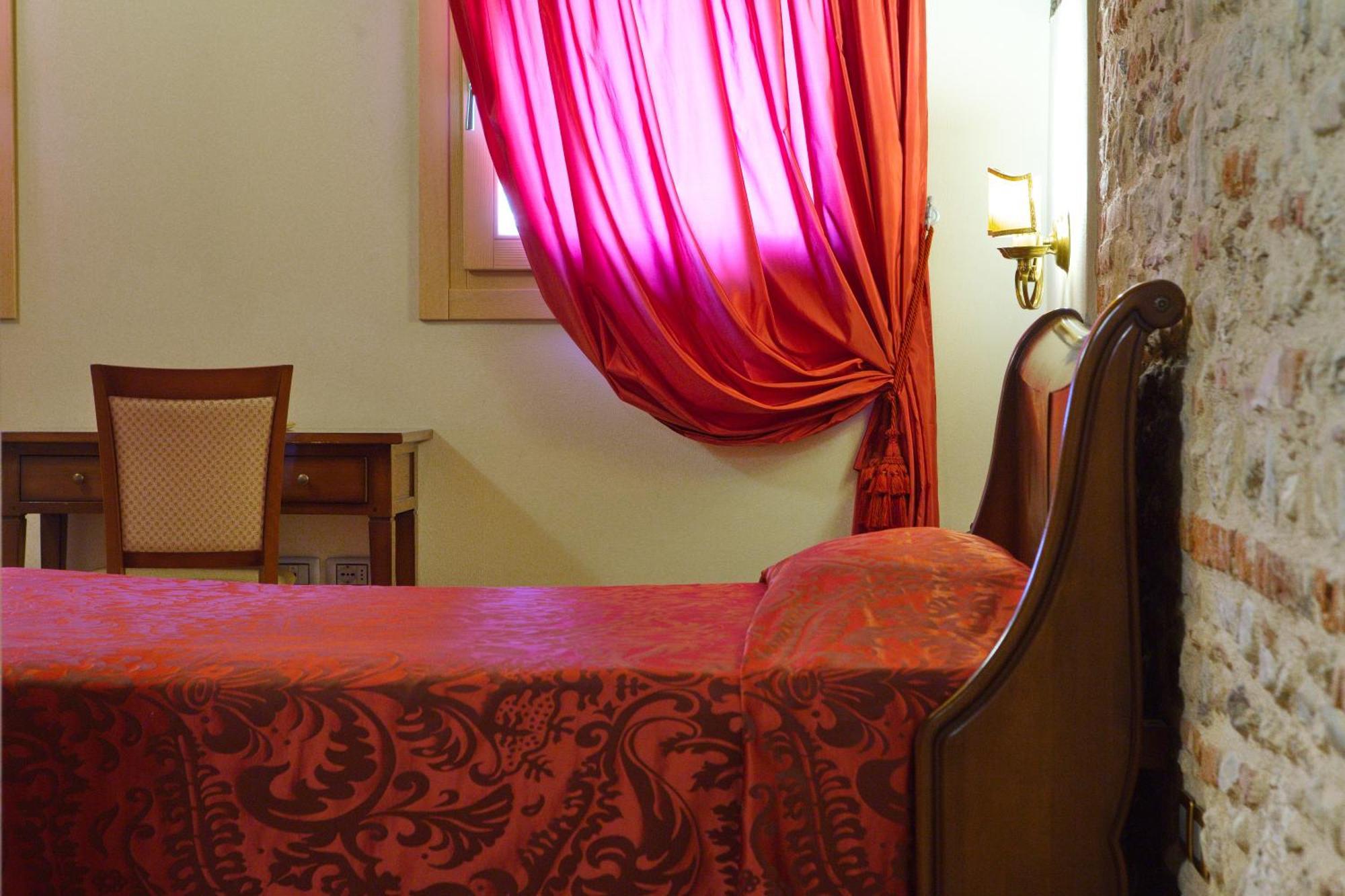 Hotel Asolo Szoba fotó